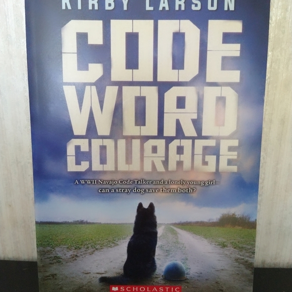 New - Bundle of Books - Picture 4 of 9